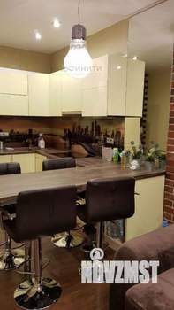 2-к квартира, вторичка, 55м2, 11/18 этаж