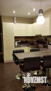 2-к квартира, вторичка, 55м2, 11/18 этаж