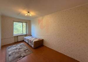 3-к квартира, вторичка, 61м2, 5/5 этаж
