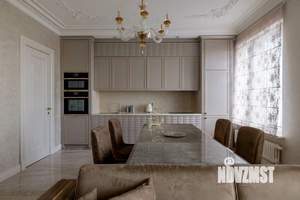 3-к квартира, вторичка, 77м2, 12/18 этаж