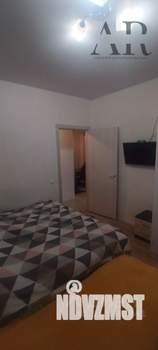 2-к квартира, вторичка, 57м2, 1/25 этаж