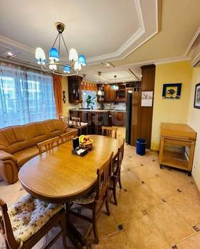 4-к квартира, вторичка, 119м2, 5/15 этаж