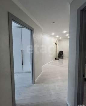3-к квартира, вторичка, 103м2, 2/27 этаж