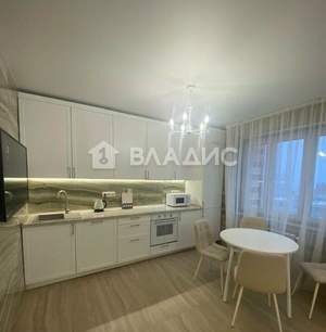 2-к квартира, вторичка, 74м2, 15/23 этаж
